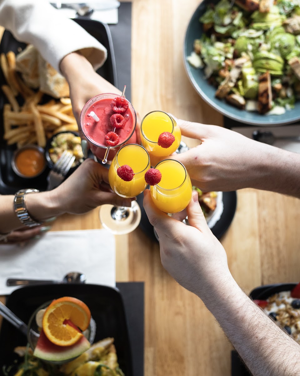 A.m. Déjeuner Dîner Photos 2